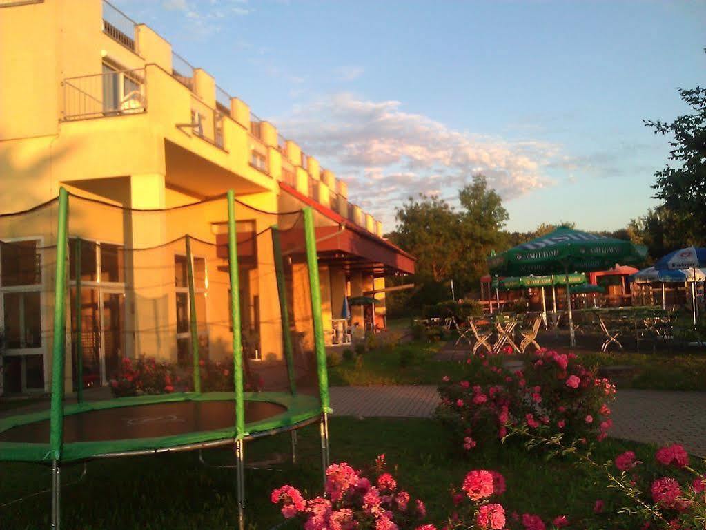 Hotel Seegasthof Zaberfeld Bagian luar foto